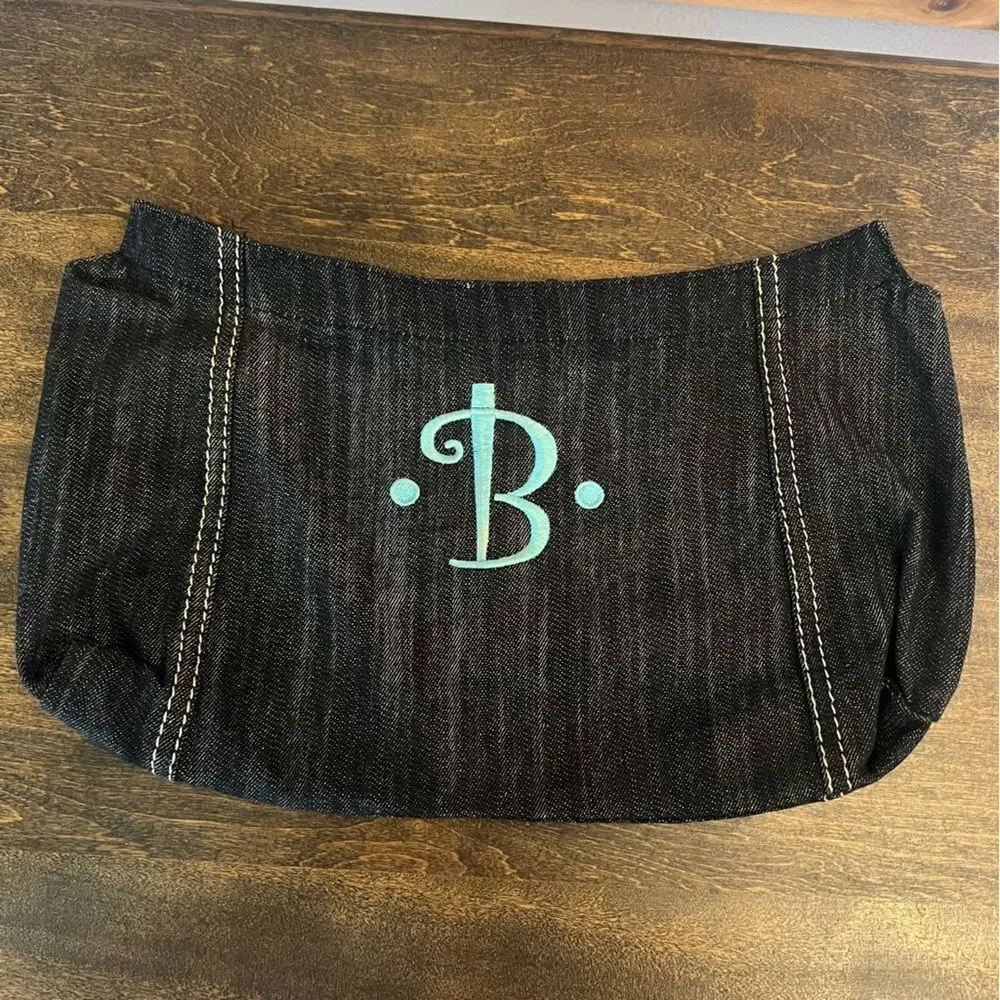 Thirty-one B embrodered Skirt Purse Cover